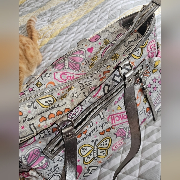 Coach Rare Graffiti Tote Shoulder Crossbody Bag Diaper Overnight Bag Y2K Vintage - Picture 2 of 5